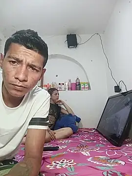 valenpaisita2123 online show from March 31, 1:51 am