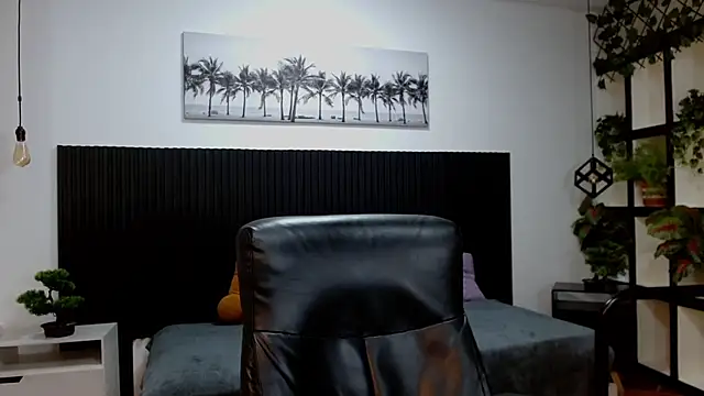 jeremy job online show from January 18, 11:25 am