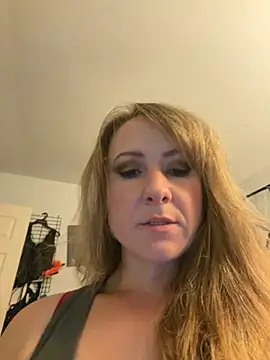 alluringpixie online show from July 7, 12:42 pm