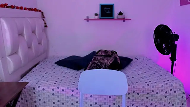 vaalentiino online show from January 12, 10:37 pm