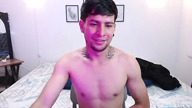 vaalentiino online show from March 24, 3:17 pm