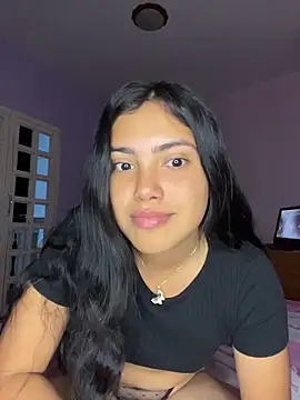 Snapshot of _Laurentt_ chatting on February 11, 9:36 am Laurentt online show from February 11, 9:36 am