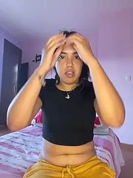 Snapshot of _Laurentt_ chatting on February 12, 11:16 am Laurentt online show from February 12, 11:16 am