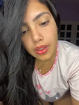 Snapshot of _Laurentt_ chatting on March 7, 9:17 am Laurentt online show from March 7, 9:17 am