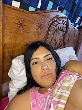 Snapshot of _Laurentt_ chatting on March 10, 9:53 pm Laurentt online show from March 10, 9:53 pm