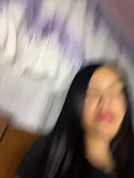 Snapshot of _Laurentt_ chatting on March 19, 2:26 am Laurentt online show from March 19, 2:26 am