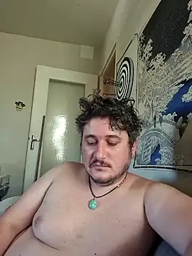 damslebambou online show from August 1, 3:44 pm