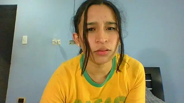 scarlettscottX online show from February 11, 2:05 am