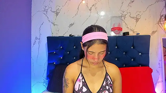 Cherry sweetty11 online show from March 18, 9:18 pm