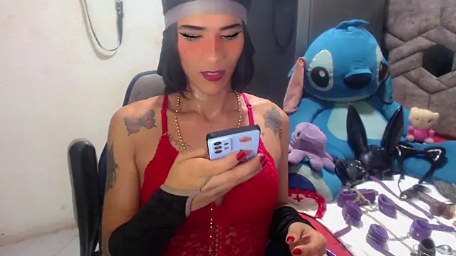 Snapshot of michaeldissts chatting on March 2, 10:22 am michaeldissts online show from March 2, 10:22 am