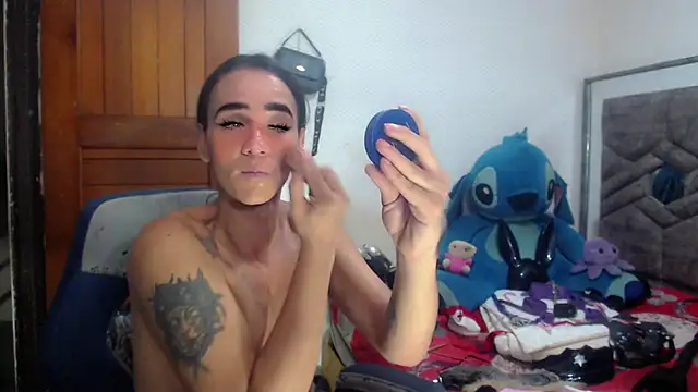 Snapshot of michaeldissts chatting on March 13, 8:43 am michaeldissts online show from March 13, 8:43 am