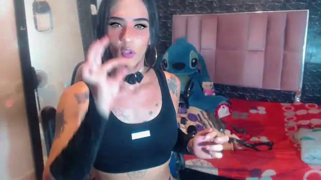 Snapshot of michaeldissts chatting on March 21, 2:42 pm michaeldissts online show from March 21, 2:42 pm