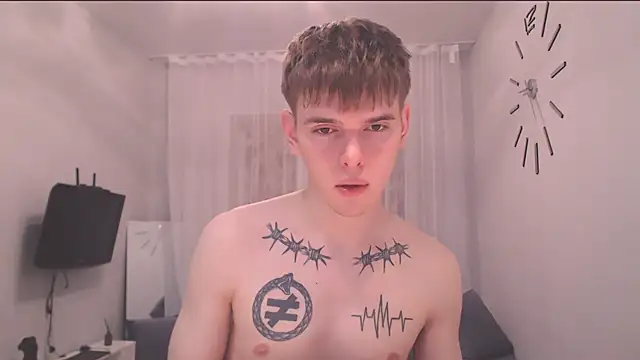 Snapshot of Fredd_Xanders chatting on May 27, 11:35 pm Fredd Xanders online show from May 27, 11:35 pm