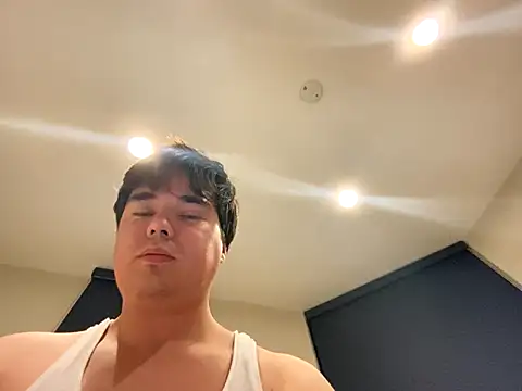 Snapshot of phantom898983 chatting on December 5, 3:26 am phantom898983 online show from December 5, 3:26 am