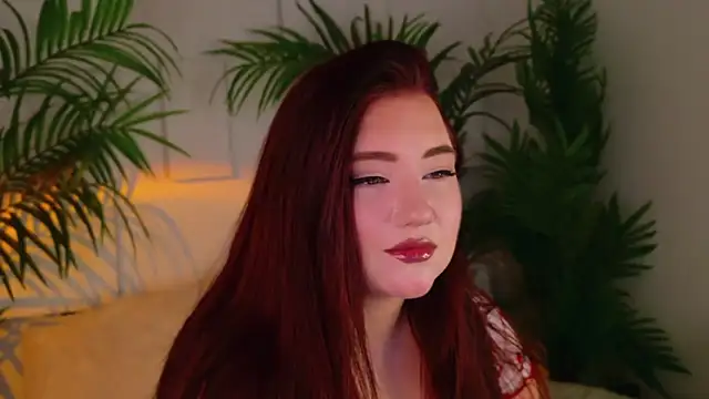 Snapshot of DakotaSecret chatting on February 4, 5:13 am DakotaSecret online show from February 4, 5:13 am