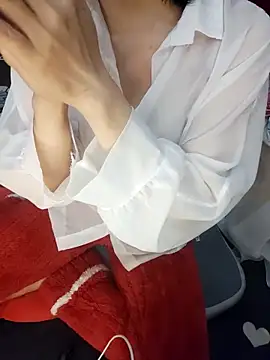 Alone nothing online show from February 1, 3:21 pm