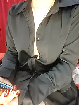 Snapshot of Alone_nothing chatting on February 28, 12:33 am Alone nothing online show from February 28, 12:33 am