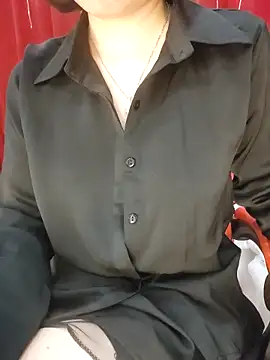 Snapshot of Alone_nothing chatting on February 28, 3:24 pm Alone nothing online show from February 28, 3:24 pm