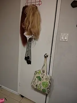 SpiderRose online show from January 13, 4:01 pm