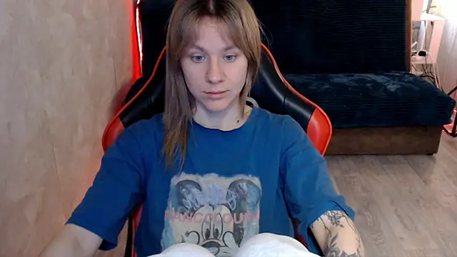 MiaBun1 online show from June 5, 3:02 am