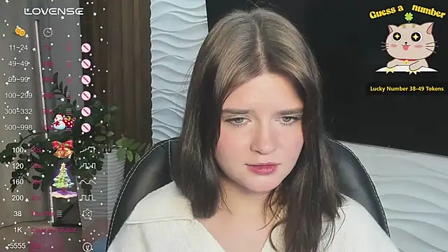 LanaTreades online show from December 13, 7:53 pm