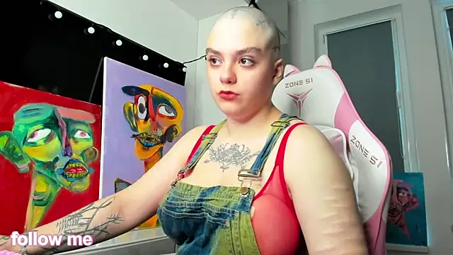 enigmastella online show from December 19, 11:06 am