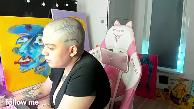 enigmastella online show from January 6, 11:03 am