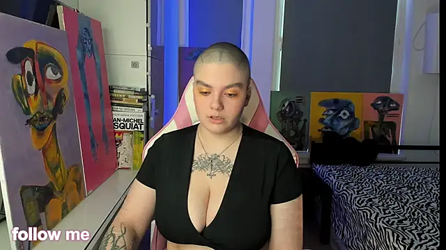 enigmastella online show from February 2, 11:09 am