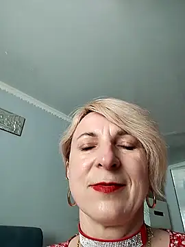 Snapshot of AhlyssaLove1155 chatting on June 24, 2:27 pm AhlyssaLove1155 online show from June 24, 2:27 pm