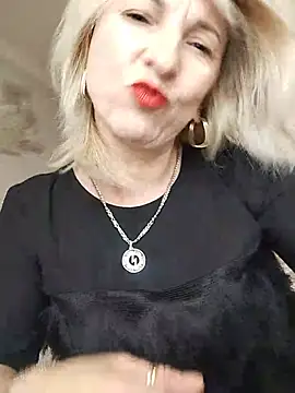 Snapshot of AhlyssaLove1155 chatting on July 22, 3:26 pm AhlyssaLove1155 online show from July 22, 3:26 pm
