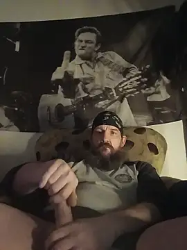 Snapshot of Spunfun555 chatting on December 17, 4:18 am Spunfun555 online show from December 17, 4:18 am