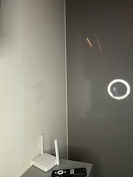 Snapshot of 2HARDKURT chatting on December 14, 7:40 pm 2HARDKURT online show from December 14, 7:40 pm