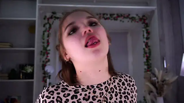 SolBurri online show from December 14, 2:50 am