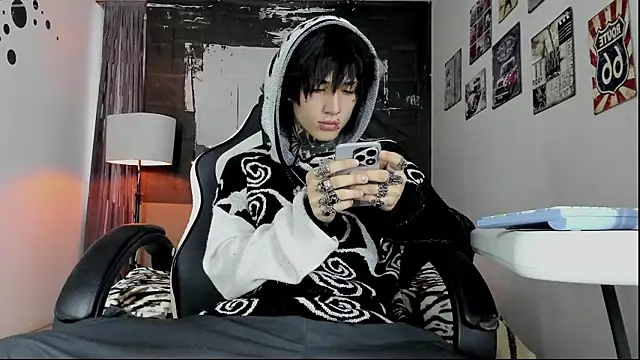 koryu skull online show from March 18, 10:02 pm