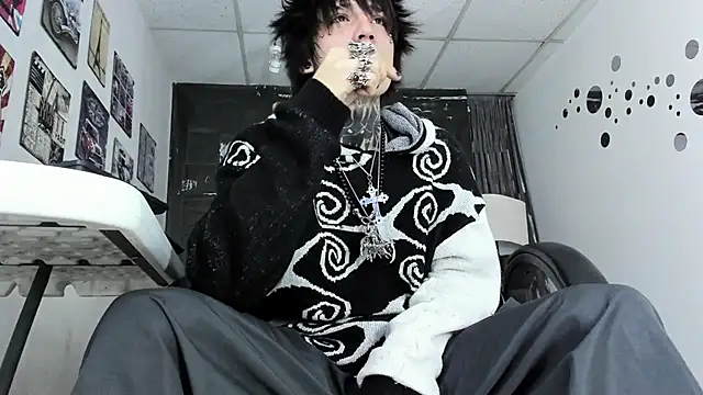 koryu skull online show from March 25, 11:44 pm