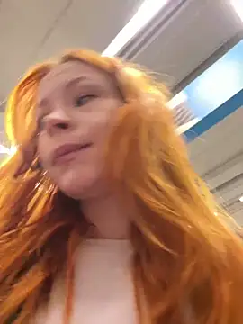  Little Ginger online show from December 21, 4:30 am