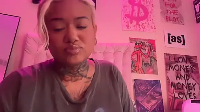 Itsonlyvirgo online show from June 14, 2:41 pm