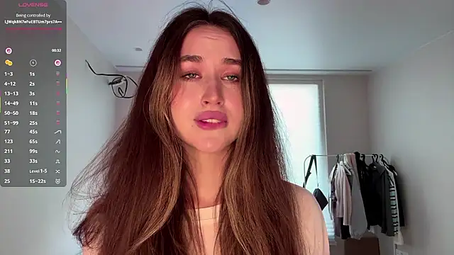 KiraBodrick online show from March 14, 3:06 pm