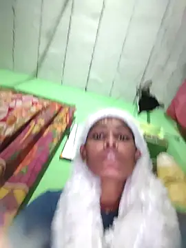 Snapshot of Rajni_sexybhabi chatting on December 17, 4:29 am Rajni sexybhabi online show from December 17, 4:29 am