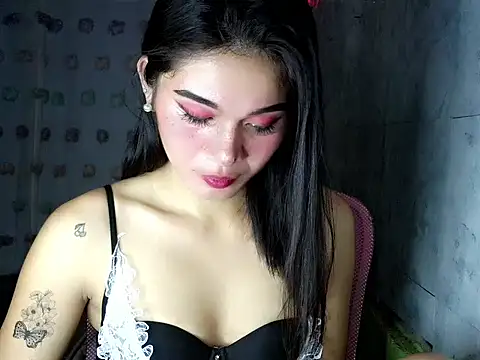 Snapshot of bombely_69 chatting on April 29, 4:11 pm bombely 69 online show from April 29, 4:11 pm
