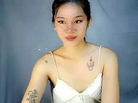 Snapshot of bombely_69 chatting on July 24, 11:58 pm bombely 69 online show from July 24, 11:58 pm