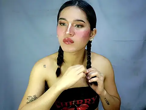 Snapshot of bombely_69 chatting on July 31, 11:04 pm bombely 69 online show from July 31, 11:04 pm