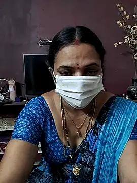 Snapshot of bhavyasri_55 chatting on December 15, 4:39 am bhavyasri 55 online show from December 15, 4:39 am