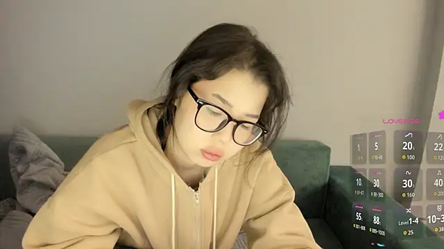 Snapshot of kimyjina chatting on March 24, 3:22 am kimyjina online show from March 24, 3:22 am
