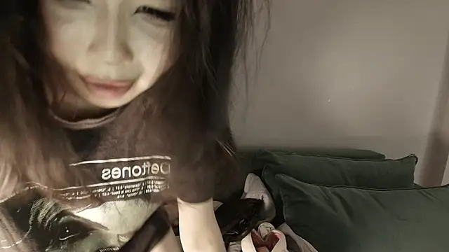 Snapshot of kimyjina chatting on June 8, 6:25 am kimyjina online show from June 8, 6:25 am
