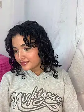 ladulcemary  online show from March 19, 7:40 pm