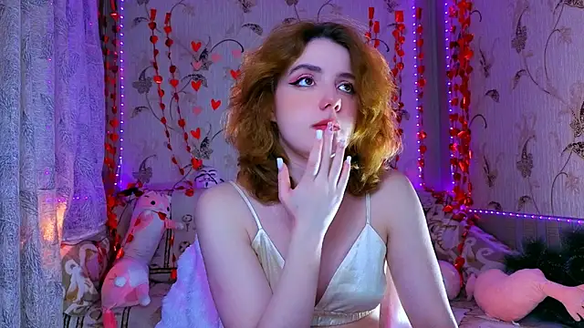 Ari Meow online show from March 21, 5:27 pm