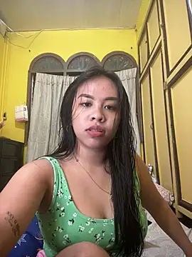 Snapshot of Lovely_apple19 chatting on February 18, 10:44 am Lovely apple19 online show from February 18, 10:44 am