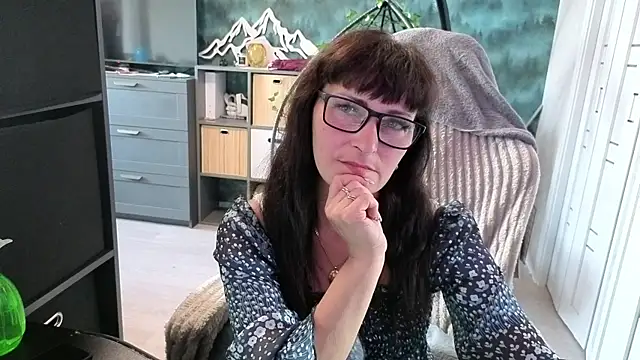 Snapshot of Eila_Morigan chatting on May 24, 7:24 am Eila Morigan online show from May 24, 7:24 am