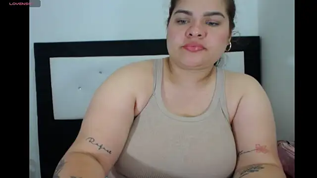 NinaFuentes2X online show from June 8, 11:38 pm